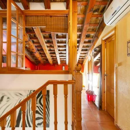 Old Cellar Surrounded By A 12th Century Parking Free جيريز