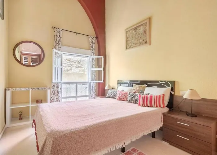 Rum i privatbostad Old Cellar Surrounded By A 12th Century Parking Free Jerez de la Frontera